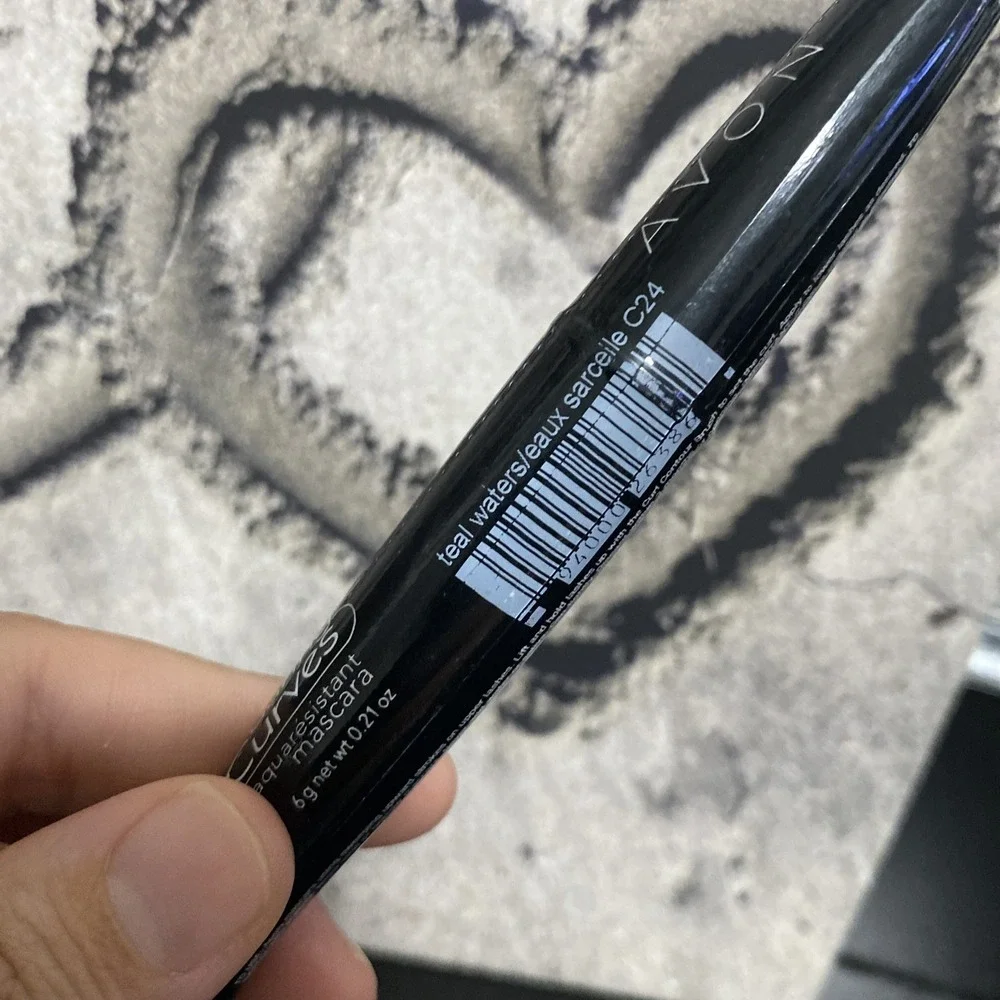 Avon Daring Curves Teal‎ Waters C24 Waterproof Mascara NEW ~ Full Size